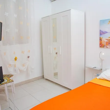 Apartmán Nike 200m From Sea - Happy *